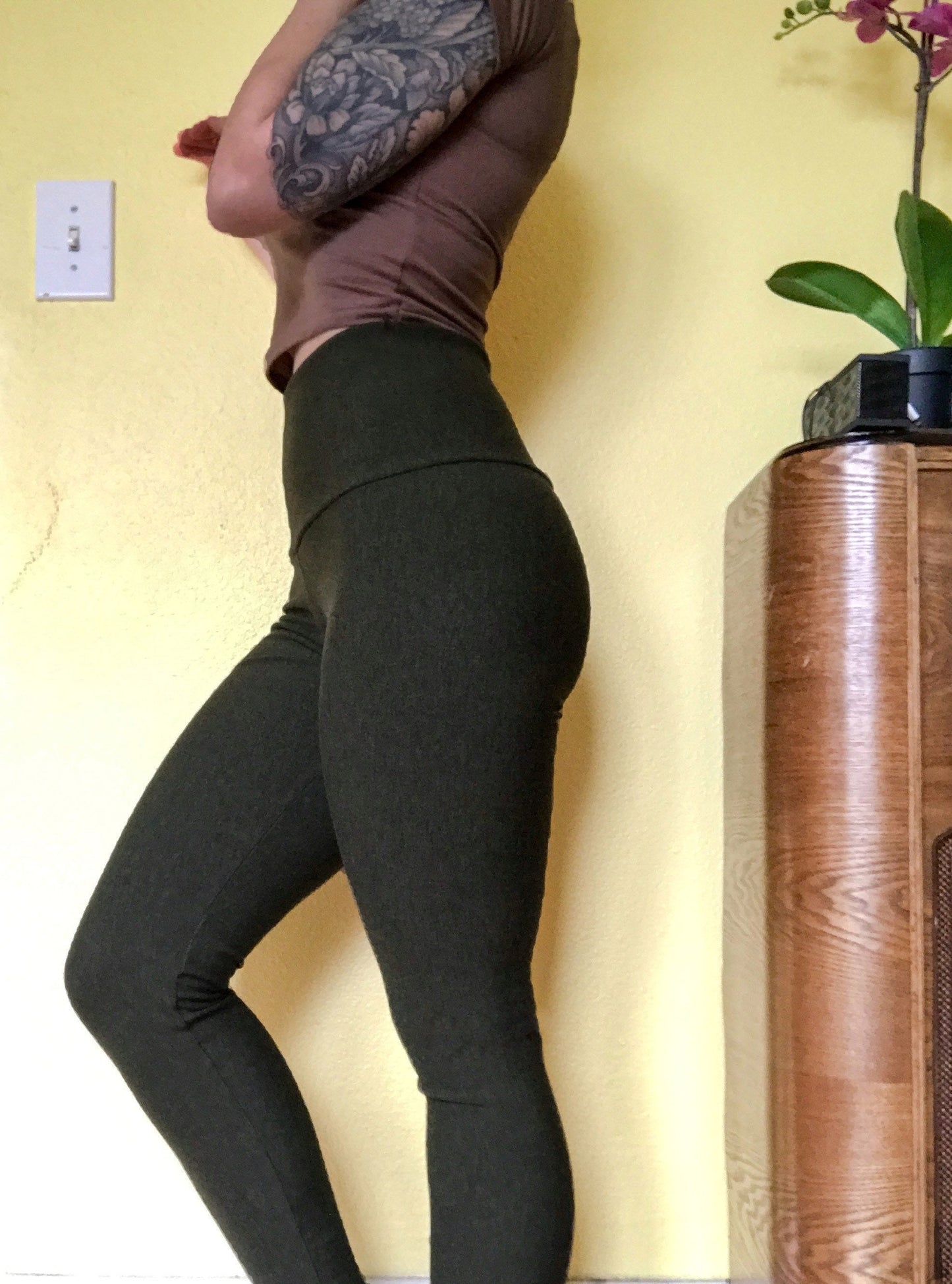 Ecofriendly High-Waisted Stretchy French Terry Bamboo Leggings with Pockets!