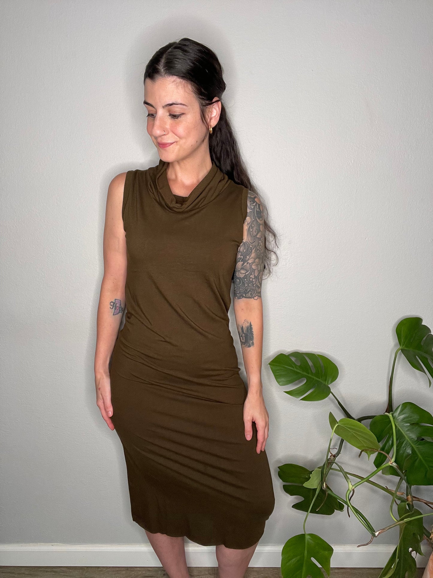 Ecofriendly Midcalf Cowlneck Sleeveless Dress