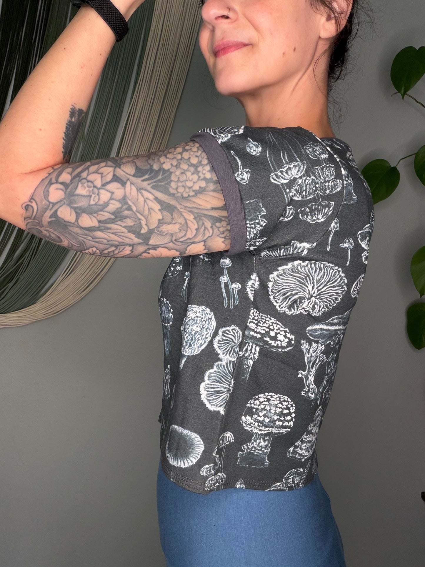Mushroom print Crop Top - Small