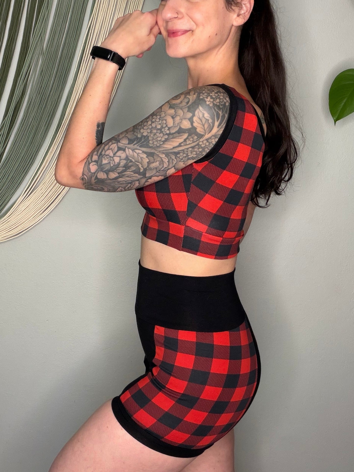 Plaid Crop Tank & Shorts - Small